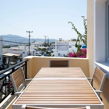 K & G * Fira (Santorini)