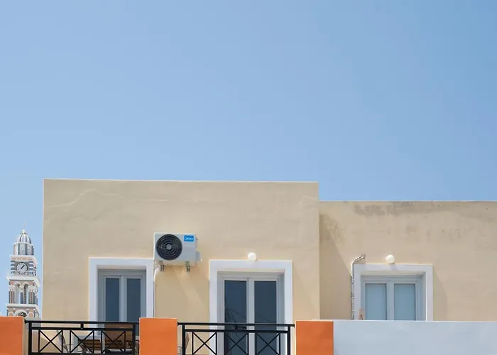 K & G Fira (Santorini)