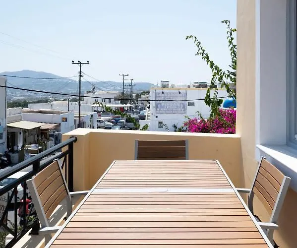 K & G * Fira (Santorini)